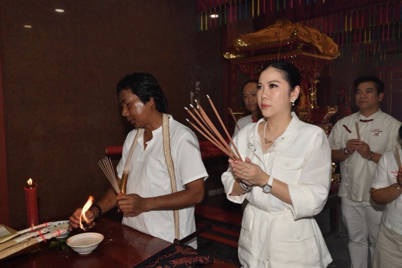 IMAGE - 422
